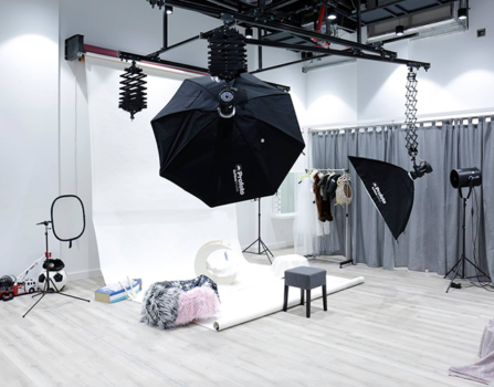 Dubai Photography Studios: Where Artistry Meets Unforgettable Moments