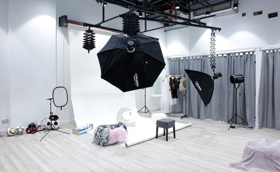 Dubai Photography Studios: Where Artistry Meets Unforgettable Moments