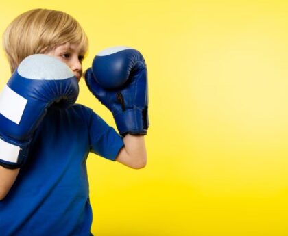 Kids boxing gloves and pads
