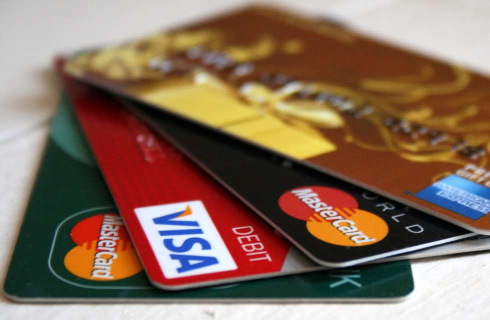 How to use a debit card for online purchases