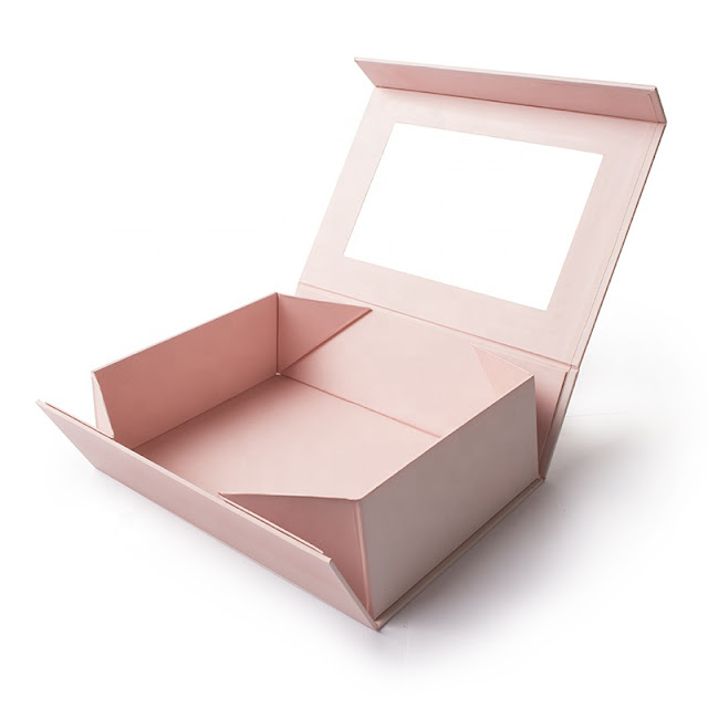 Gift Boxes with Magnetic Closures