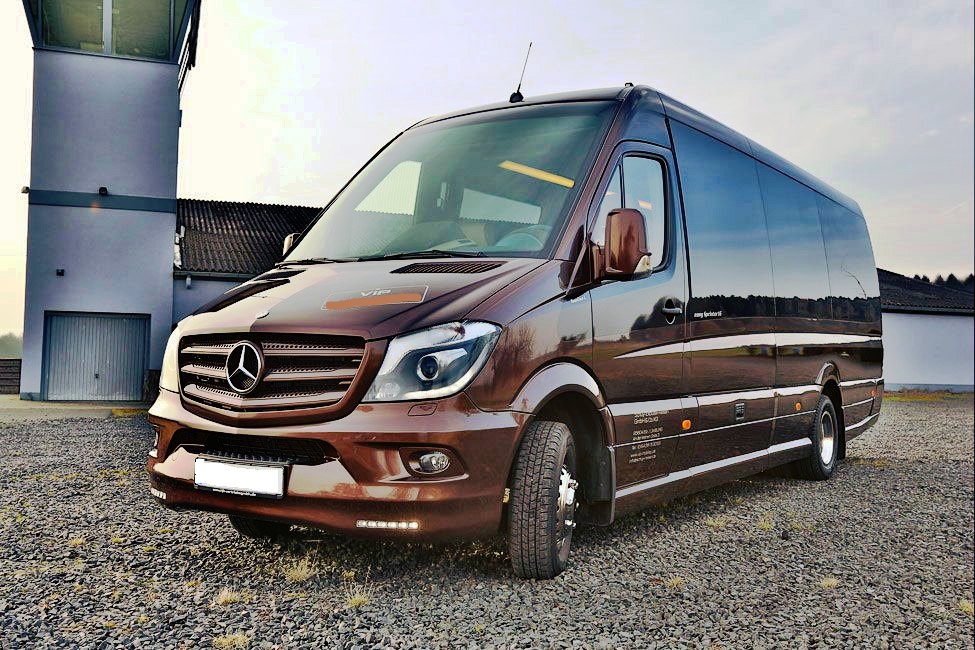The Convenient Specifications of Minibus Hire in Newcastle